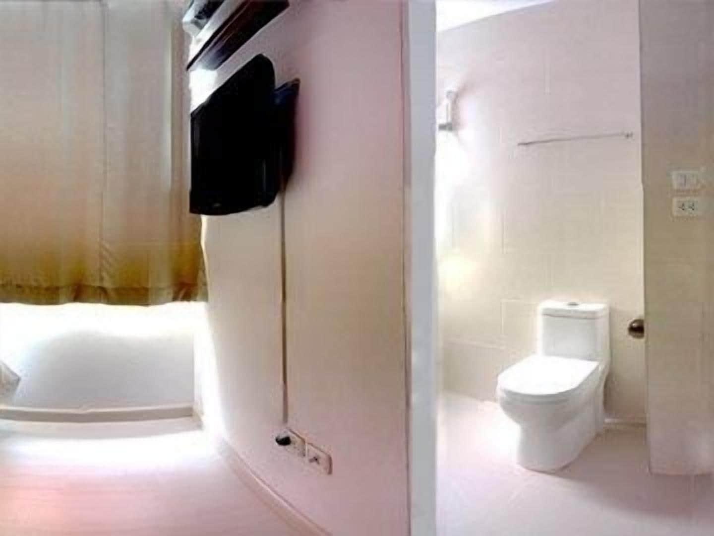 Nantra Ekkamai Hotel Бангкок Экстерьер фото