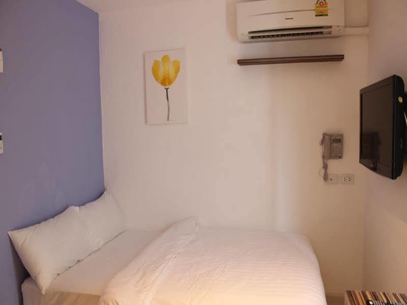 Nantra Ekkamai Hotel Бангкок Экстерьер фото